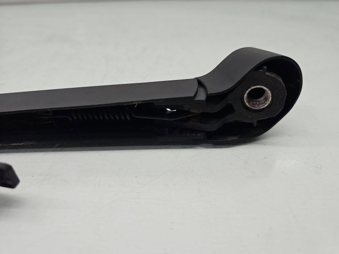 Brat stergator haion Volkswagen Golf 7 (5G) [Fabr 2014-prezent] OEM
