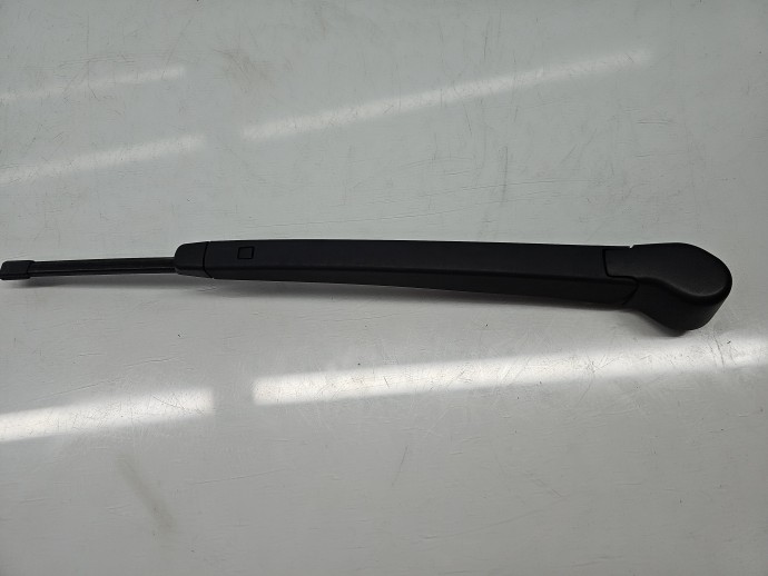 Brat stergator haion Volkswagen Golf 7 (5G) [Fabr 2014-prezent] OEM