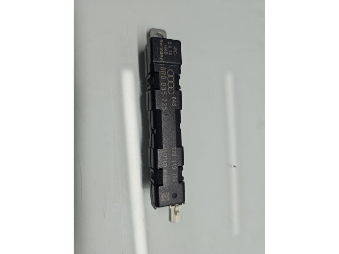 Amplificator antena AUDI Q5 (8RB) [Fabr 2008-2016] 8R0035225J