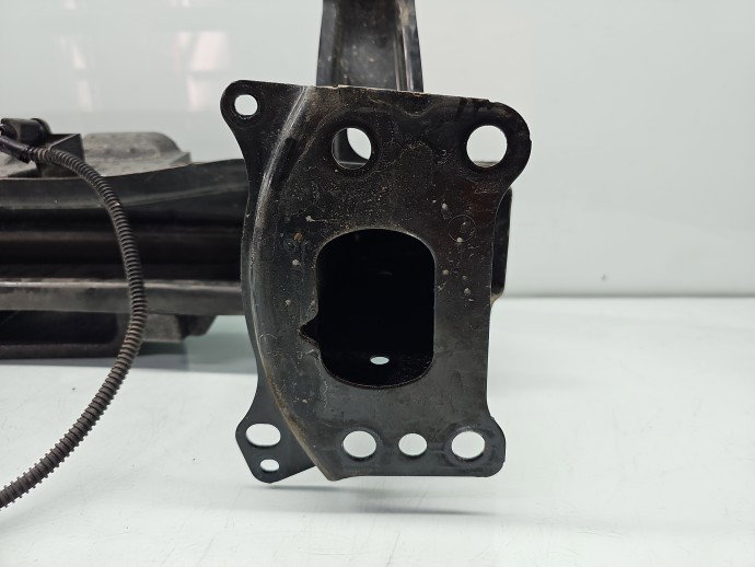 Armatura bara fata Volkswagen Touran (1T3) [Fabr 2010-2015] 1T0807109D
