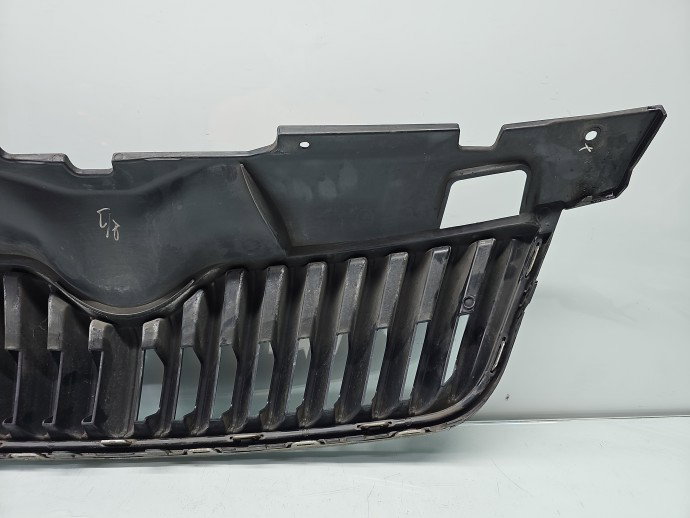 Grila bara fata Skoda Fabia 2 (5J, 542) [Fabr 2007-2014] Hatchback 5J0853668C