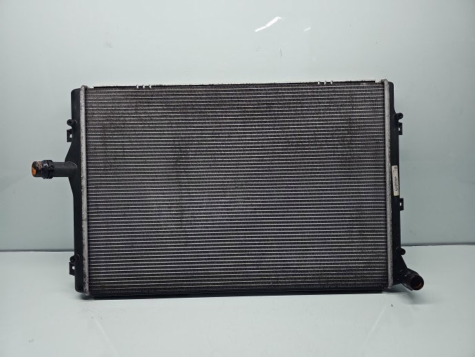 Radiator apa Volkswagen Touran (1T3) [Fabr 2010-2015] 1K0121251DD 1.6 TDI CAYC 77KW / 105CP