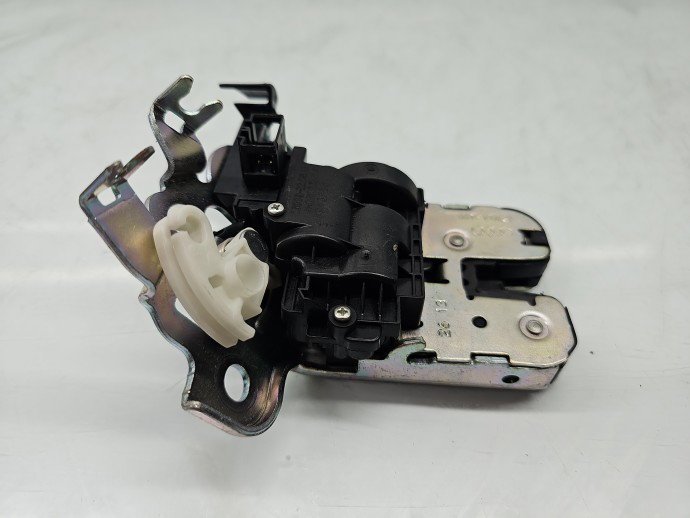 Broasca capota spate AUDI A6 (4G2, C7) [Fabr 2012-2017] Sedan Quattro 4H0827505A