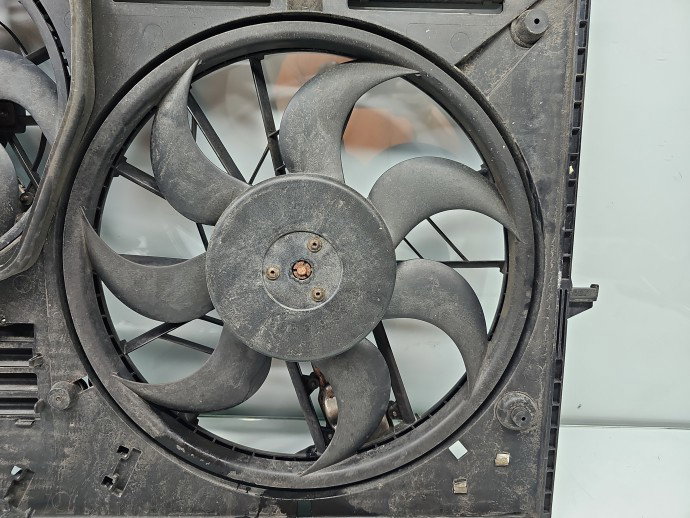 Electroventilator Volkswagen Touareg (7LA, 7L6) [Fabr 2003-2010] 7L0121203 3.0 TDI BKS 165KW / 224CP
