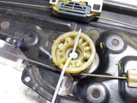 Macara geam dreapta spate OEM Bmw 5 (E60) [Fabr 2004-2010]