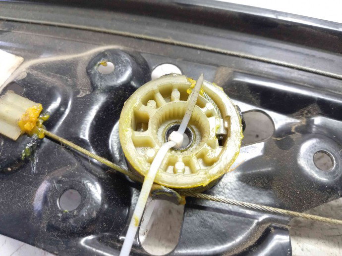 Macara geam stanga spate OEM Bmw 5 (E60) [Fabr 2004-2010]