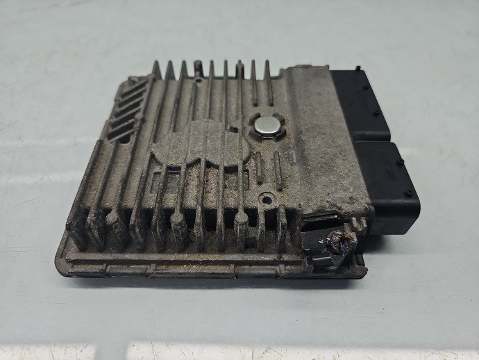Calculator motor ECU Seat Leon (1P1) [Fabr 2005-2011] 03L906023LH 1.6 TDI CAYC 77KW / 105CP