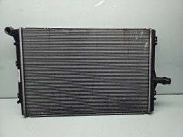 Radiator apa Volkswagen Passat B7 (362) [Fabr 2010-2014] 3AA121253 1.6 TDI CAYC 77KW / 105CP
