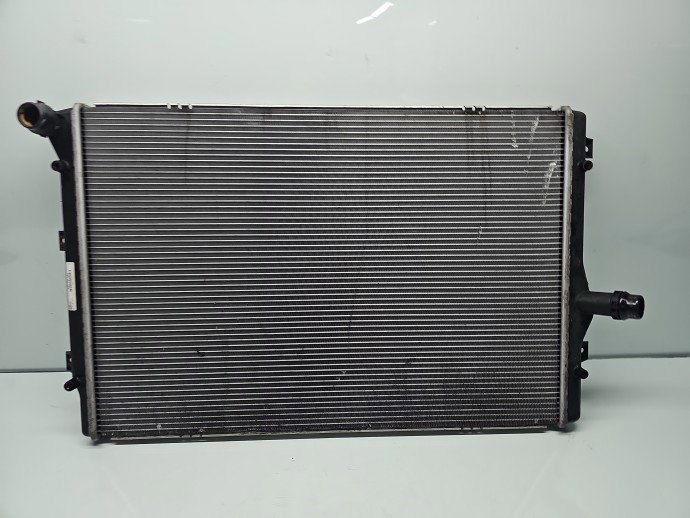Radiator apa Volkswagen Passat B7 (362) [Fabr 2010-2014] 3AA121253 1.6 TDI CAYC 77KW / 105CP