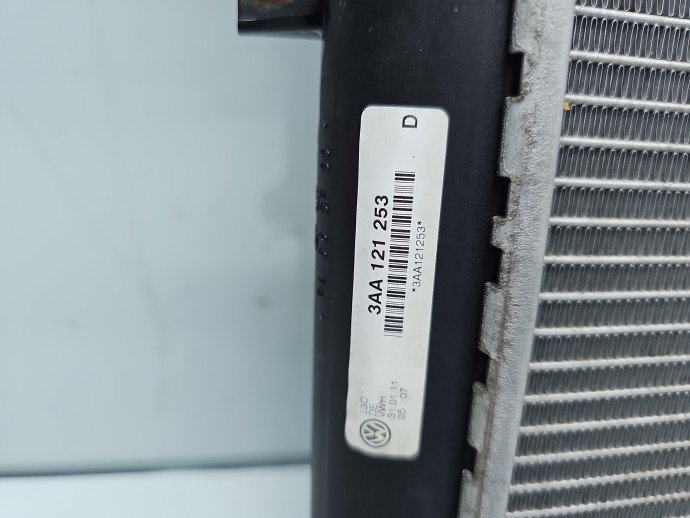 Radiator apa Volkswagen Passat B7 (362) [Fabr 2010-2014] 3AA121253 1.6 TDI CAYC 77KW / 105CP