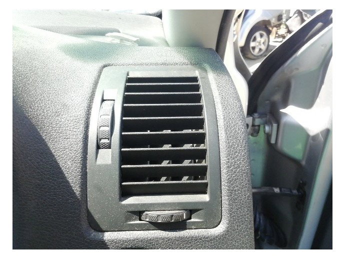 Grila aerisire dreapta Skoda Octavia 2 facelift 1.9 TDI OEM 2004-2013