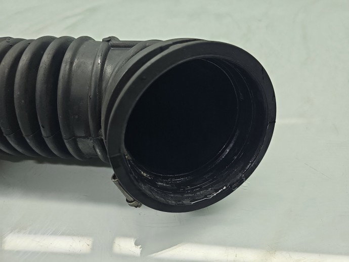 Tub admisie aer Chevrolet Captiva (T100) [Fabr 2006-2018] 20998611 2.2 CDTI A22DM 135KW / 184CP1P