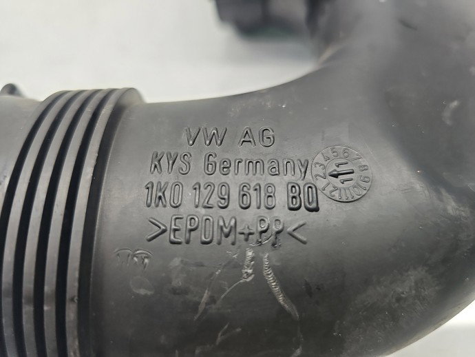 Tub admisie aer Volkswagen Passat B7 (362) [Fabr 2010-2014] 1K0129618BQ 1.6 TDI CAYC 77KW / 105CP