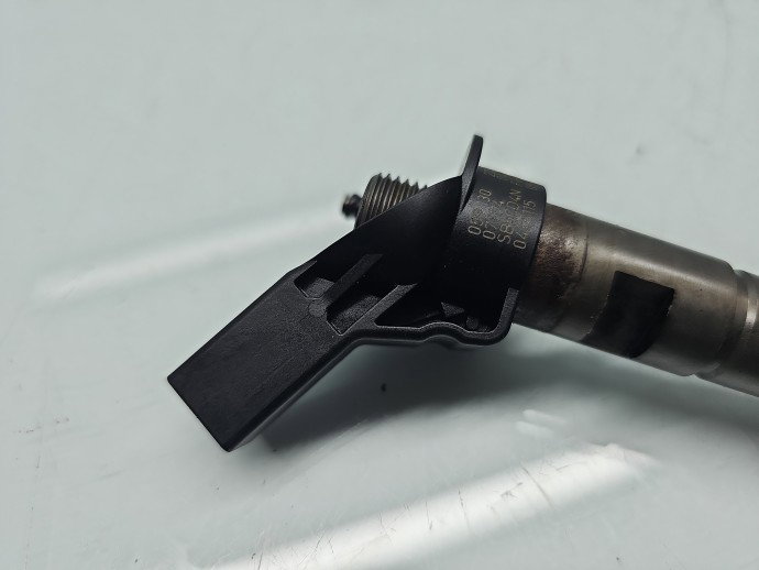 Injector Volkswagen Touareg (7LA, 7L6) [Fabr 2003-2010] 059130277AH 3.0 TDI BKS 165KW / 224CP