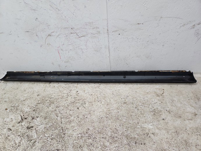 Prag lateral dreapta Volkswagen Touareg (7LA, 7L6) [Fabr 2003-2010] R-line 7L9853760A