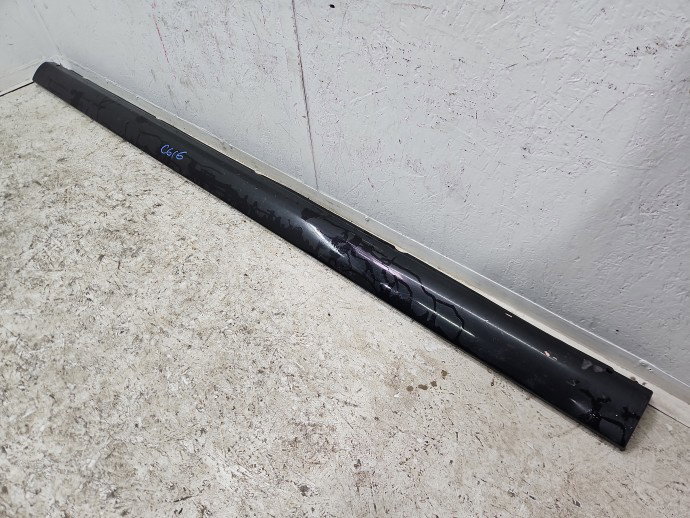 Prag lateral stanga Volkswagen Touareg (7LA, 7L6) [Fabr 2003-2010] R-line 7L9853759A