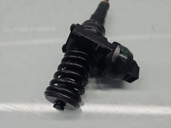Injector Seat Altea (5P1) [Fabr 2004-2010] 038130073AG ?1.9 TDI BKC 77KW / 105CP