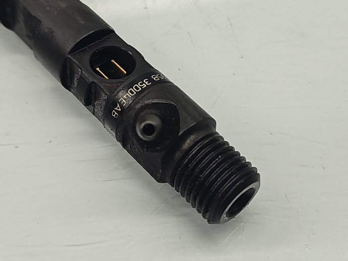Injector Renault Kangoo 2 [Fabr 2008-prezent] 8200421897 1.5 dCi K9K-704 85KW / 105CP