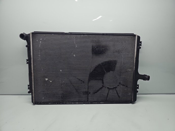 Radiator apa Volkswagen Touran (1T3) [Fabr 2010-2015] OEM 2.0 TDI CFHC 103KW / 140CP