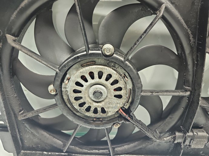 Electroventilator Volkswagen Touran (1T3) [Fabr 2010-2015] 1K0121207BC 2.0 TDI CFHC 103KW / 140CP
