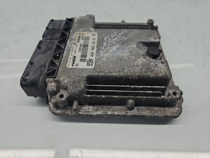 Calculator motor ECU Opel Insignia A [Fabr 2008-2016] 55590420 2.0 CDTI A20DTL 96KW / 131CP