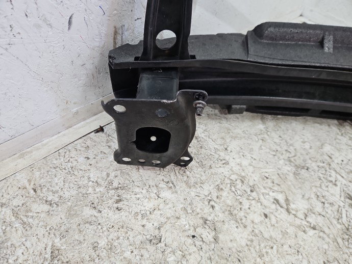 Armatura bara fata Volkswagen Touran (1T3) [Fabr 2010-2015] Facelift OEM