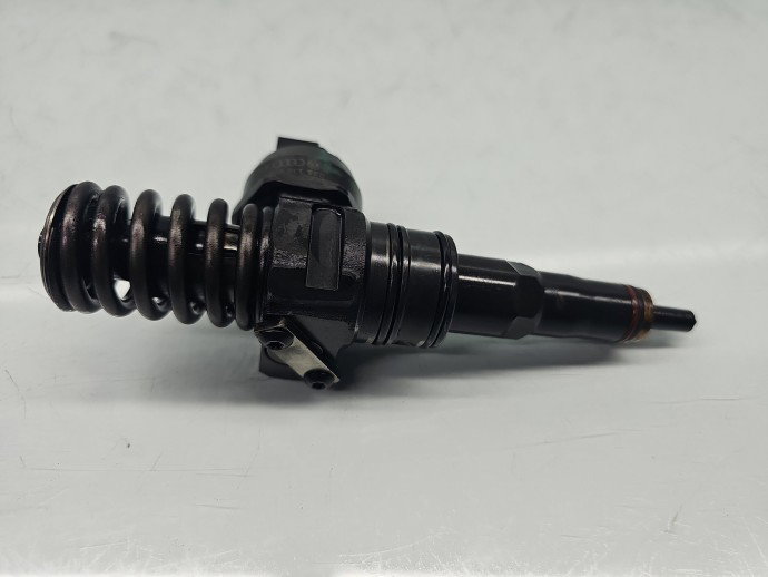 Injector Volkswagen Jetta 3  (1K2) [Fabr 2005-2010] 038130073AG ?1.9 TDI BKC 77KW / 105CP