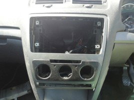 Rama radio Skoda Octavia 2 facelift 1.9 TDI OEM 2004-2013