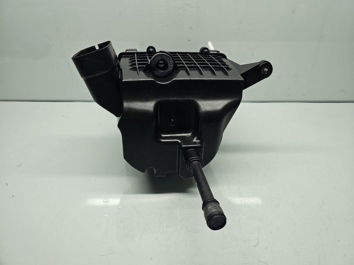 Carcasa filtru aer Skoda Fabia 2 (5J, 542) [Fabr 2007-2014] 6R0129601C 1.6 TDI CAYC 77KW / 105CP