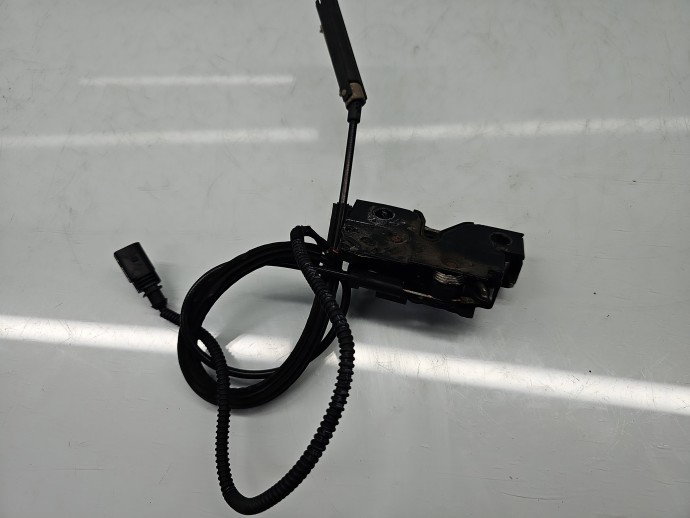 Broasca capota Volkswagen Golf 7 (5G) [Fabr 2014-prezent] Hatchback OEM