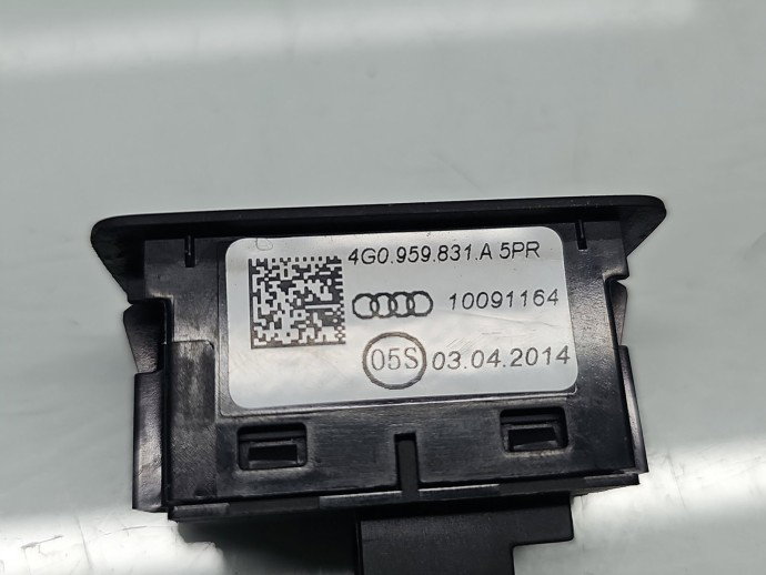 Buton deschidere haion AUDI A5 (8T3) [Fabr 2007-2015] 4G0959831A