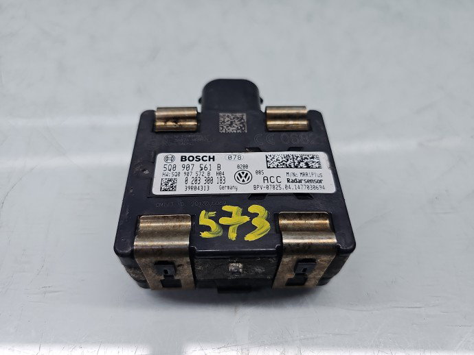 Senzor radar distronic Volkswagen Golf 7 (5G) [Fabr 2014-prezent] 5Q0907561B