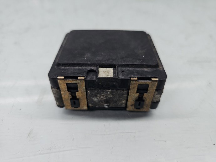 Senzor radar distronic Volkswagen Golf 7 (5G) [Fabr 2014-prezent] 5Q0907561B