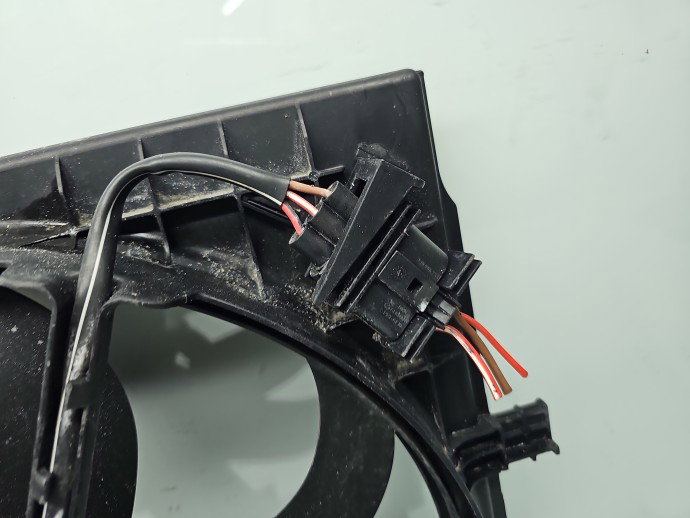 Electroventilator Skoda Roomster Praktik (5J) [Fabr 2006-2015] 6R0959455E 1.2 TSI CBZA 63KW / 86CP