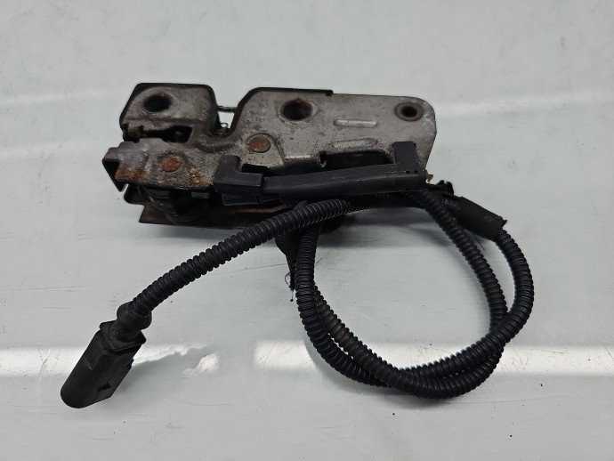 Broasca capota Volkswagen Golf 6 (5K1) [Fabr 2009-2013] Hatchback 5K2823509B