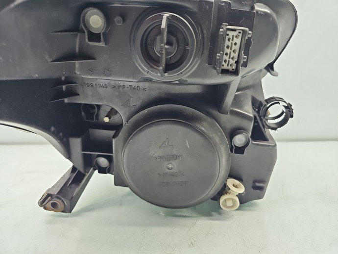Far stanga Citroen C2 (JM) [ Fabr 2003-2009] Coupe 9680128380