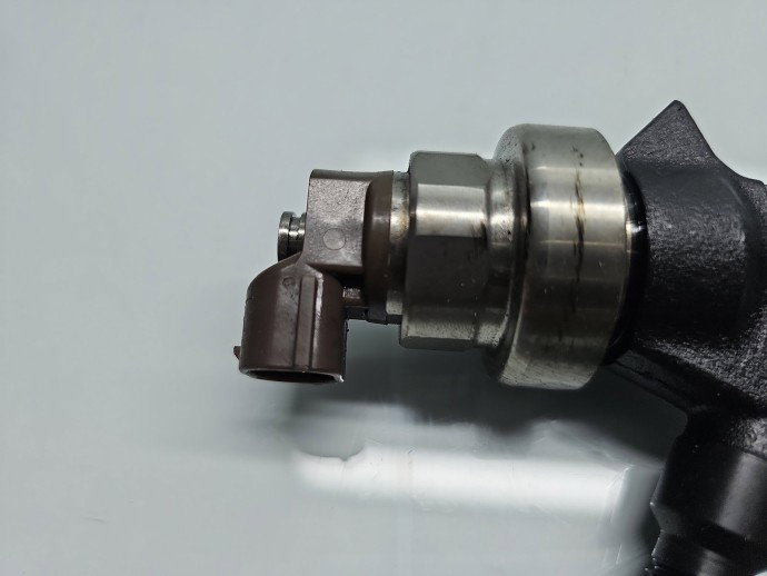 Injector Opel Astra J [Fabr 2009-2015] 55567729 1.7 CDTI A17DTS 96KW / 131CP