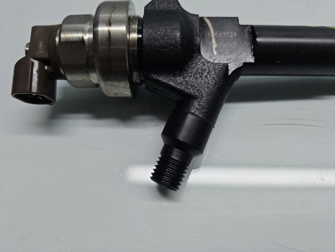 Injector Opel Astra J [Fabr 2009-2015] 55567729 1.7 CDTI A17DTS 96KW / 131CP