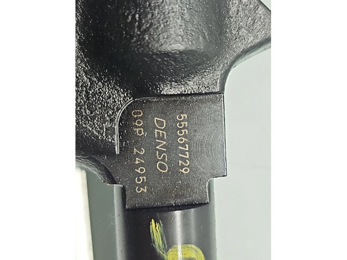Injector Opel Astra J [Fabr 2009-2015] 55567729 1.7 CDTI A17DTS 96KW / 131CP