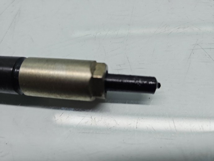 Injector Opel Astra J [Fabr 2009-2015] 55567729 1.7 CDTI A17DTS 96KW / 131CP