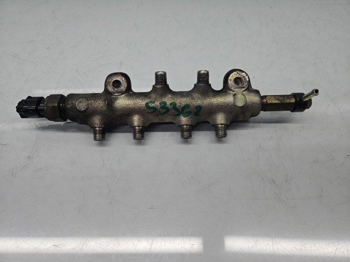 Rampa injectoare Mazda 5 (CR19) [Fabr 2005-2009] OEM 1.8 Benz L8 85KW / 116CP