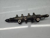 Rampa injectoare Mazda 5 (CR19) [Fabr 2005-2009] OEM 1.8 Benz L8 85KW / 116CP