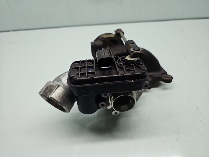 Turbina Seat Leon (5F1) [Fabr 2012-2018] 04E145722G 1.4 TFSI CZEA 110KW / 150CP