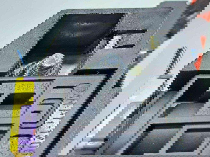  Borna baterie (+) cu capsa Audi Q5 (8RB) [Fabr 2008-2016] 4F0915519 