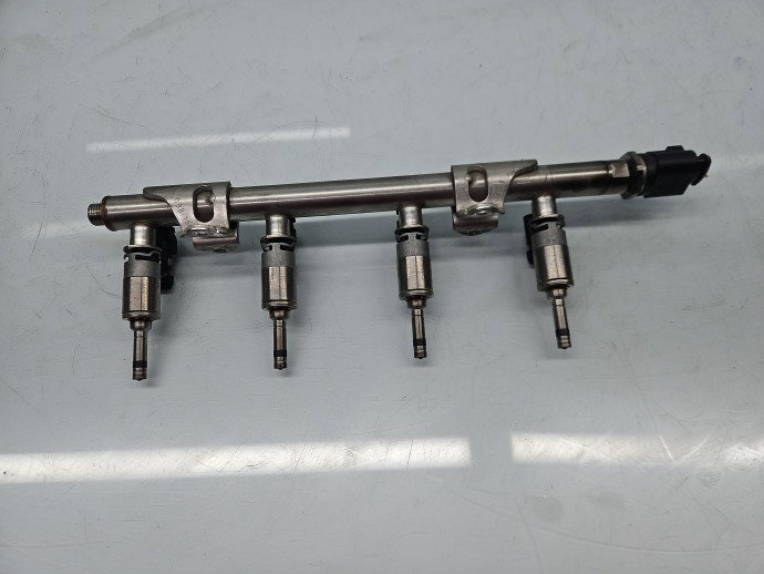 Rampa injectoare Skoda Rapid (NH3) [Fabr 2012-2019] 04E133320D 1.2 TSI CJZC 66KW / 90CP