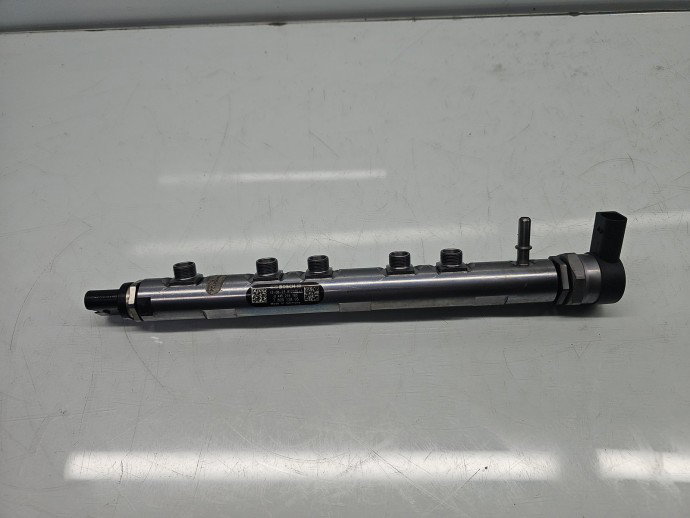 Rampa injectoare Bmw 3 (F30) [Fabr 2012-2017] 7809128 2.0 N47N 135KW / 184CP