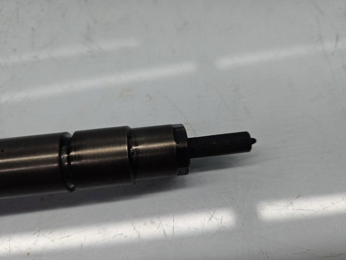 Injector Volkswagen Touran (1T3) [Fabr 2010-2015] 03L130277J 2.0 TDI CFHC 103KW / 140CP
