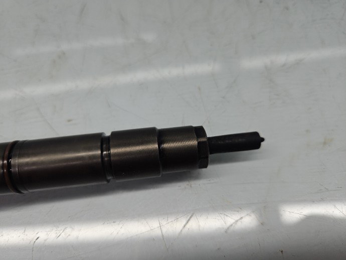 Injector Volkswagen Touran (1T3) [Fabr 2010-2015] 03L130277J 2.0 TDI CFHC 103KW / 140CP