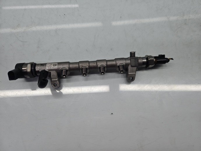 Rampa injectoare Volkswagen Passat B7 (362) [Fabr 2010-2014] 03L089M 2.0 TDI CFHC 103KW / 140CP