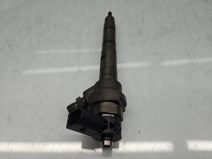 Injector AUDI A4 (8K2, B8) [Fabr 2008-2015] 03L130277J 2.0 TDI CFHC 103KW / 140CP